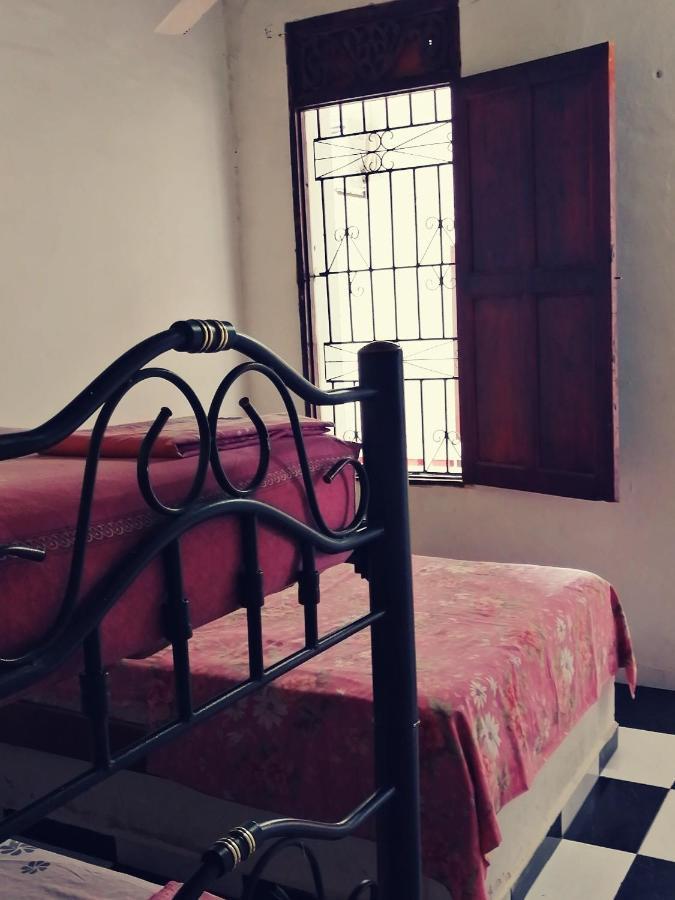 Hostal Maranatha ซันตามาร์ตา ภายนอก รูปภาพ