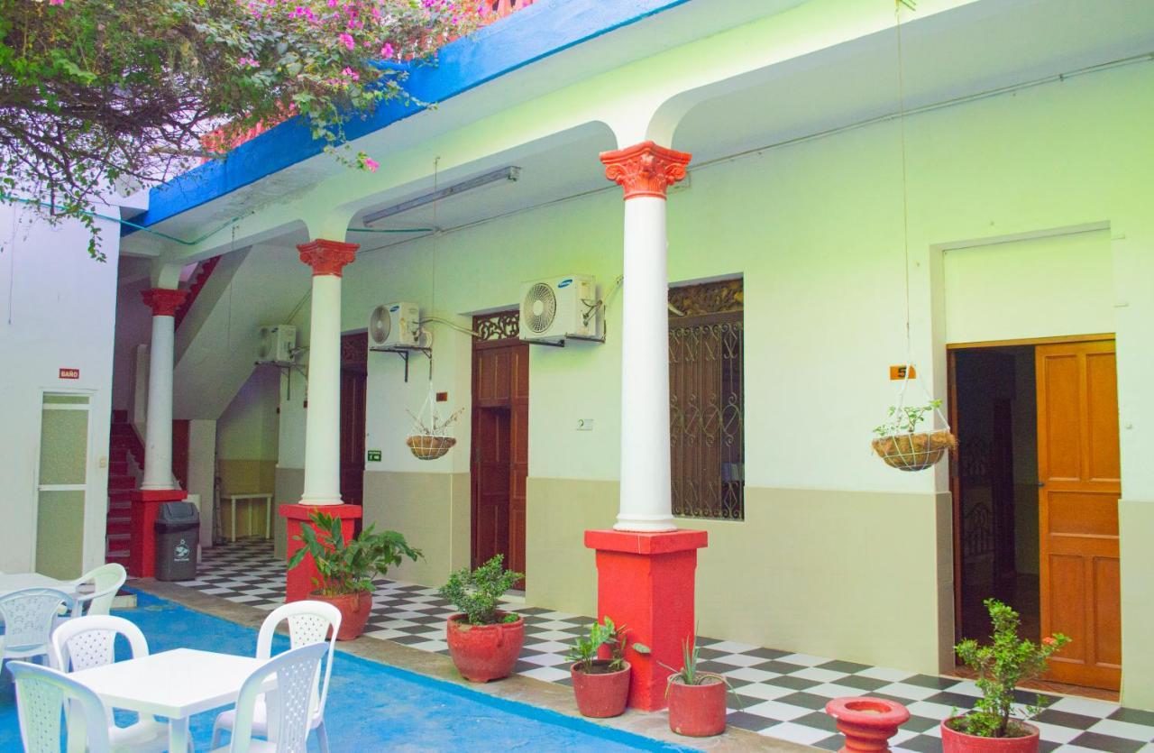 Hostal Maranatha ซันตามาร์ตา ภายนอก รูปภาพ