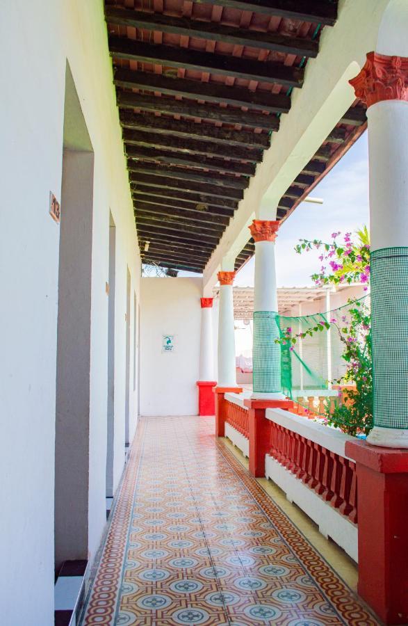 Hostal Maranatha ซันตามาร์ตา ภายนอก รูปภาพ